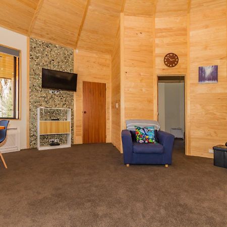 The Snowglobe - Ohakune Modern Yurt Style Chalet Eksteriør bilde