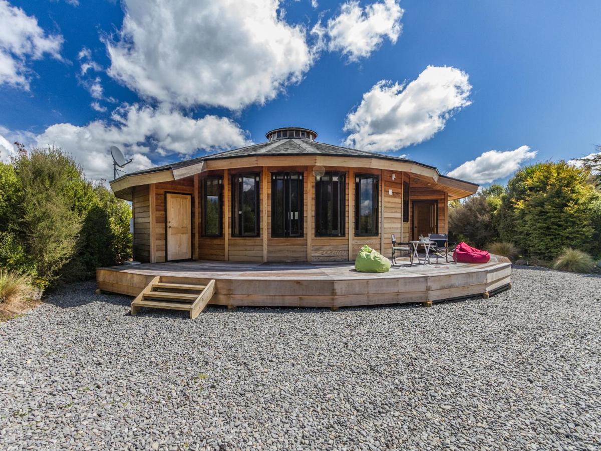 The Snowglobe - Ohakune Modern Yurt Style Chalet Eksteriør bilde