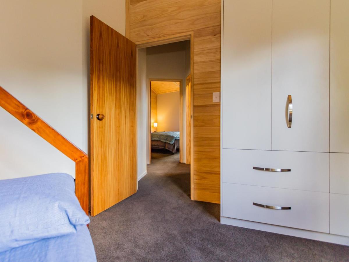 The Snowglobe - Ohakune Modern Yurt Style Chalet Eksteriør bilde