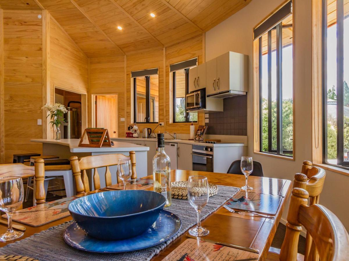 The Snowglobe - Ohakune Modern Yurt Style Chalet Eksteriør bilde