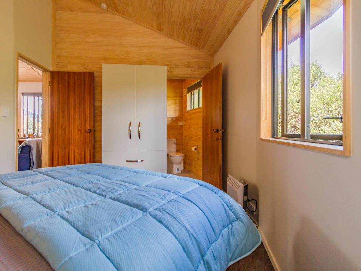The Snowglobe - Ohakune Modern Yurt Style Chalet Eksteriør bilde